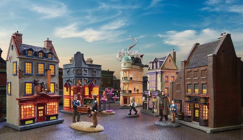 Department 56 Harry Potter Village Gringotts Bank - Lit Building, 10.16 Inch, Multicolor Decor