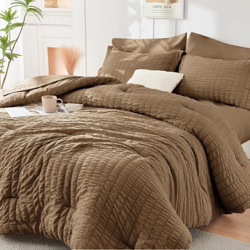 HYMOKEGE King Size Comforter Set - Luxury 7-Piece All-Season Bedding Set in Brown with Sheets & Pillowcases