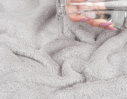 American Soft Linen Luxury Hand Towels for Bathroom, 600 GSM Heawy Weight 16x28 Size 100% Cotton Turkish 4 Piece Hand Face Towel Set, Silver Grey Hand Towels