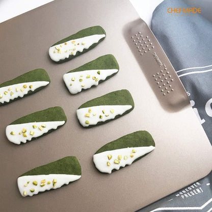 CHEFMADE Non-Stick Cookie Sheet Pan - One-Handed Gripping Bakeware | 12-Inch Rimless Design (Champagne Gold)