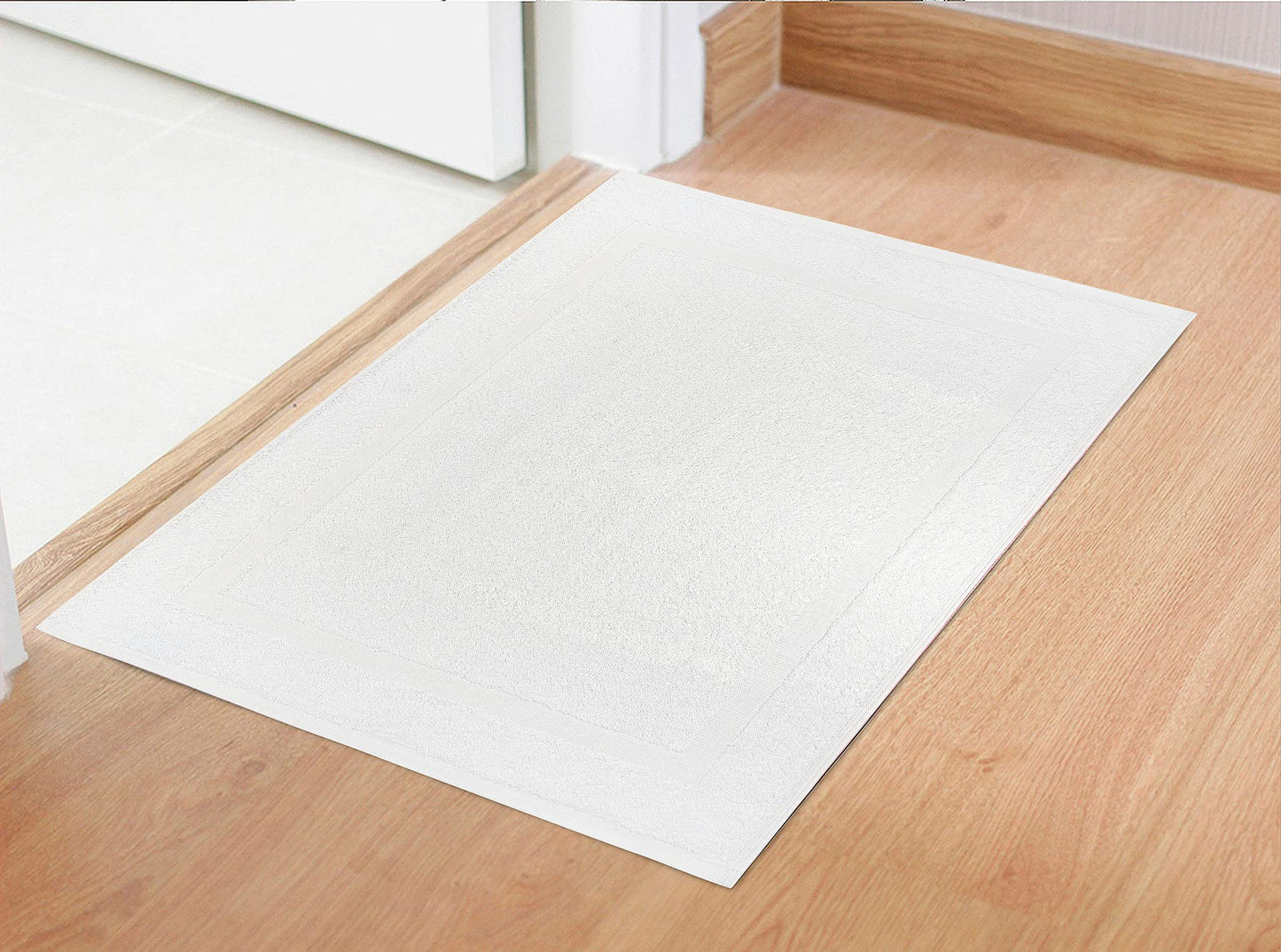 TOALLA (Pack of 12 100% Cotton White Bath Mat Towel (18x25 Inches) Light Weight Quick Drying & Machine Washable - Hotel Supplies Shower Hotel Bath Mat Towel Economy