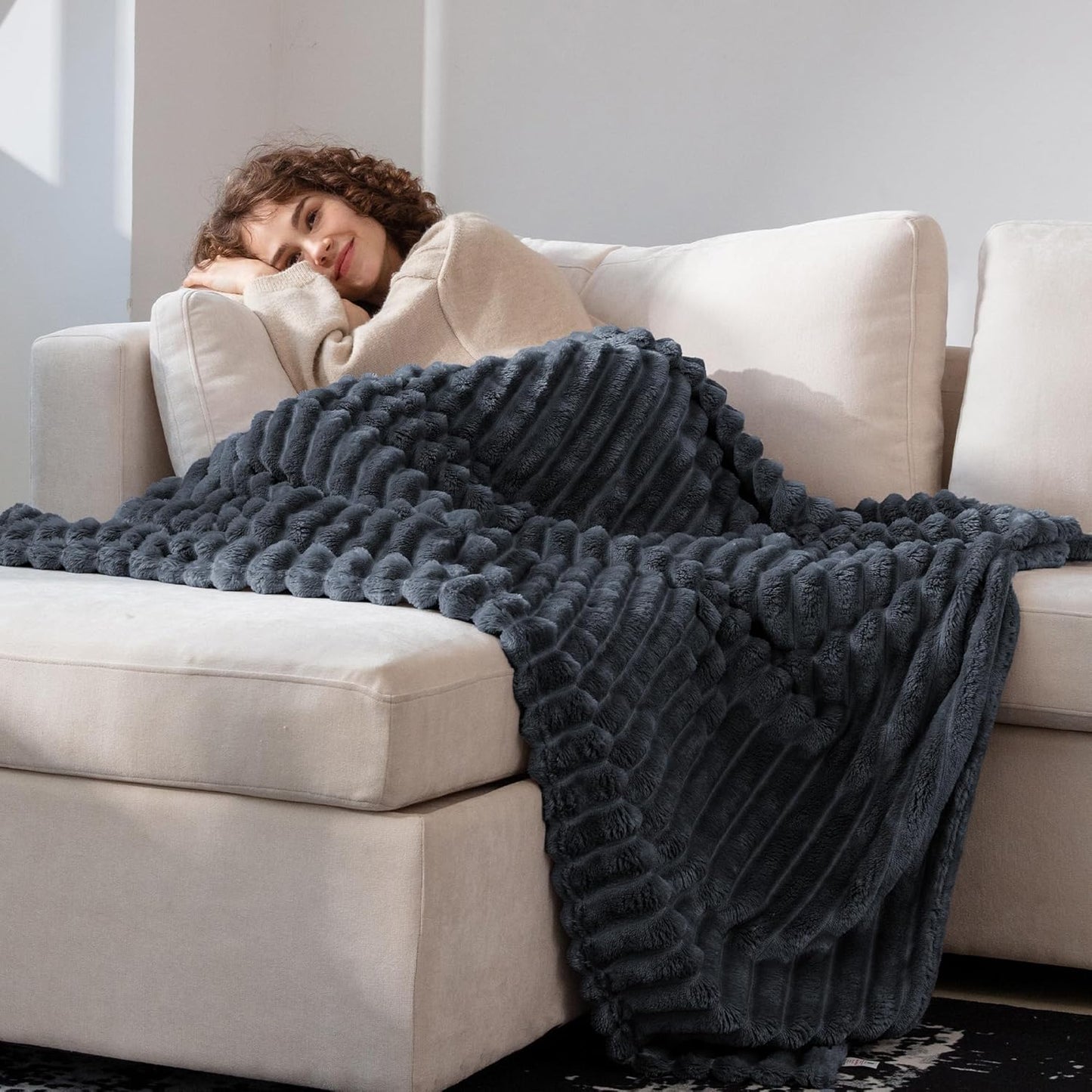 Skiennix Super Soft Queen Blanket - Premium Silky Flannel Fleece, 3D Striped Jacquard Design, 90x90 Inches, Dark Grey