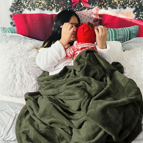 Bedsure GentleSoft Fleece Throw XL Blanket Olive Green - 300GSM Soft Lightweight Plush Cozy Blankets for Bed, Sofa, Couch, Travel, Camping, 50x70 inches