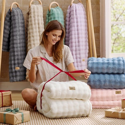 Bedsure 3D Fleece Bubble Blanket for Couch - GentleSoft White Spring Throw Mother's Day Blanket for Sofa Bed Room Decor - Luxury Soft Cozy Blanket Gifts for Kids, Lightweight, Off White, 50"×60"