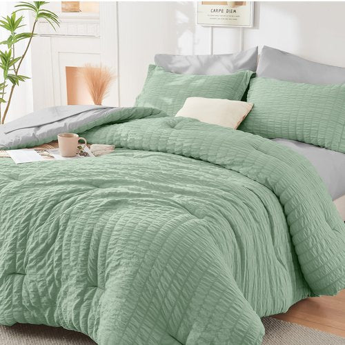 HYMOKEGE Sage Green/Light Grey Queen Comforter Set Seersucker 7 Pieces, All Season Luxury Bed in a Bag Queen for Bedroom, Bedding Set with Comforter, Sheets, Pillowcases & Shams