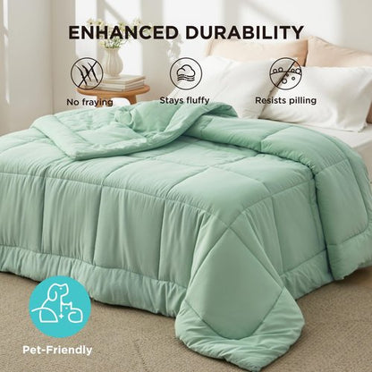 Bedsure Comforter Duvet Insert - Quilted Comforters Full Size, All Season Duvet, GentleSoft Down Alternative Bedding Blanket, with 8 Tabs, Gifts for Women/Men, Sage Green, Full 86 x 82 Inches