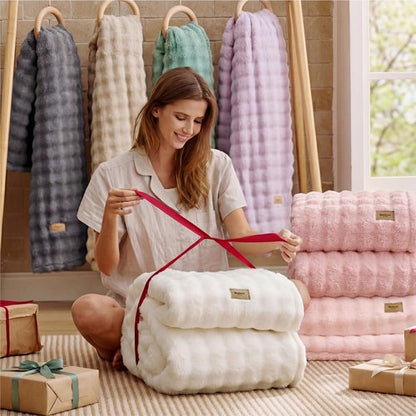 Bedsure 3D Fleece Bubble Blanket for Couch - GentleSoft Pink Throw Mother's Day Blanket for Sofa Bed Room Decor - Luxury Soft Cozy Gifts for Kids Girls, Lightweight, All Seasons, Pink, 50"×60"