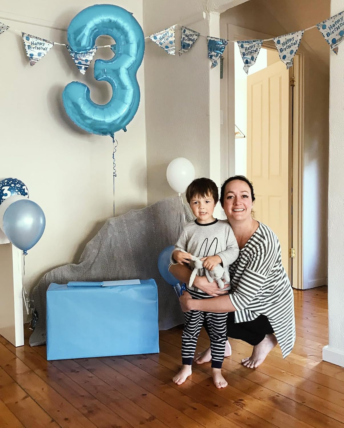 Pearlescent Blue 40-Inch Number 1 Balloon - Perfect First Birthday Decoration for Boys & Girls