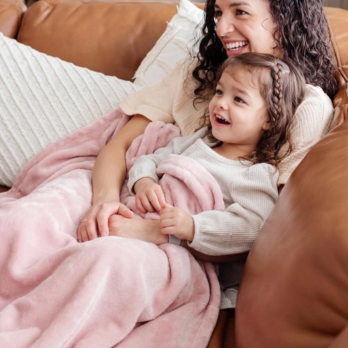 Bedsure GentleSoft Fleece Bed Blankets Full Size Pink - Soft Lightweight Plush Fuzzy Cozy Luxury Blanket Microfiber, 84x90 inches