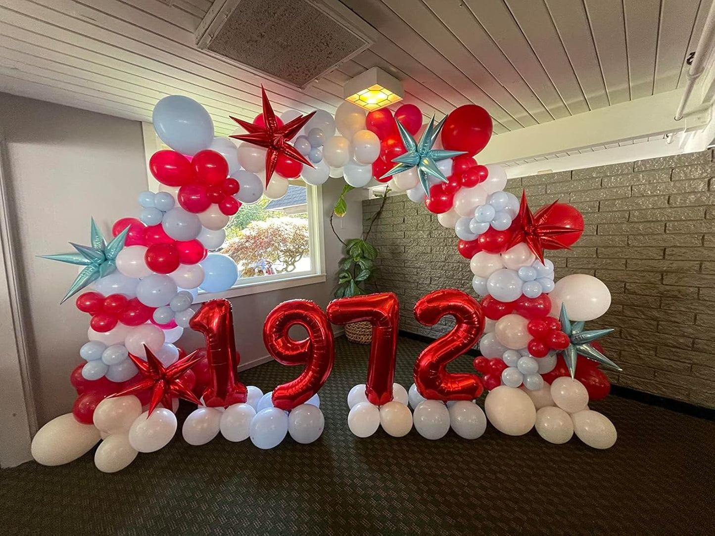 Regine Switzerland 40-Inch Red Number 9 Balloon - Perfect for Birthday Parties, Weddings & Graduations