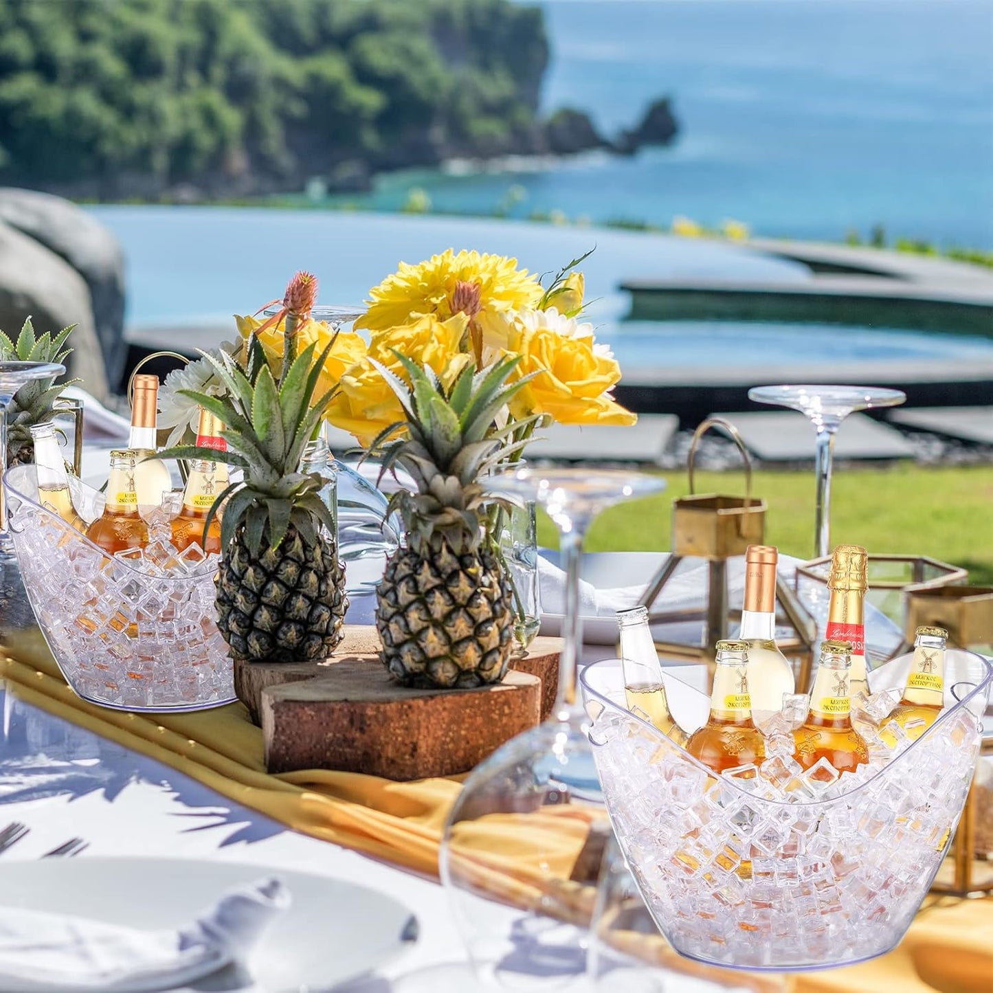Sunnyray 4 Pack Ice Buckets Large Beer Bucket Clear Acrylic Drink Cooler Plastic Ice Beverage Tub Champagne Bottles Bucket Chiller Bin Drink Buckets for Party Barbecue Picnic Home Bar (8L)