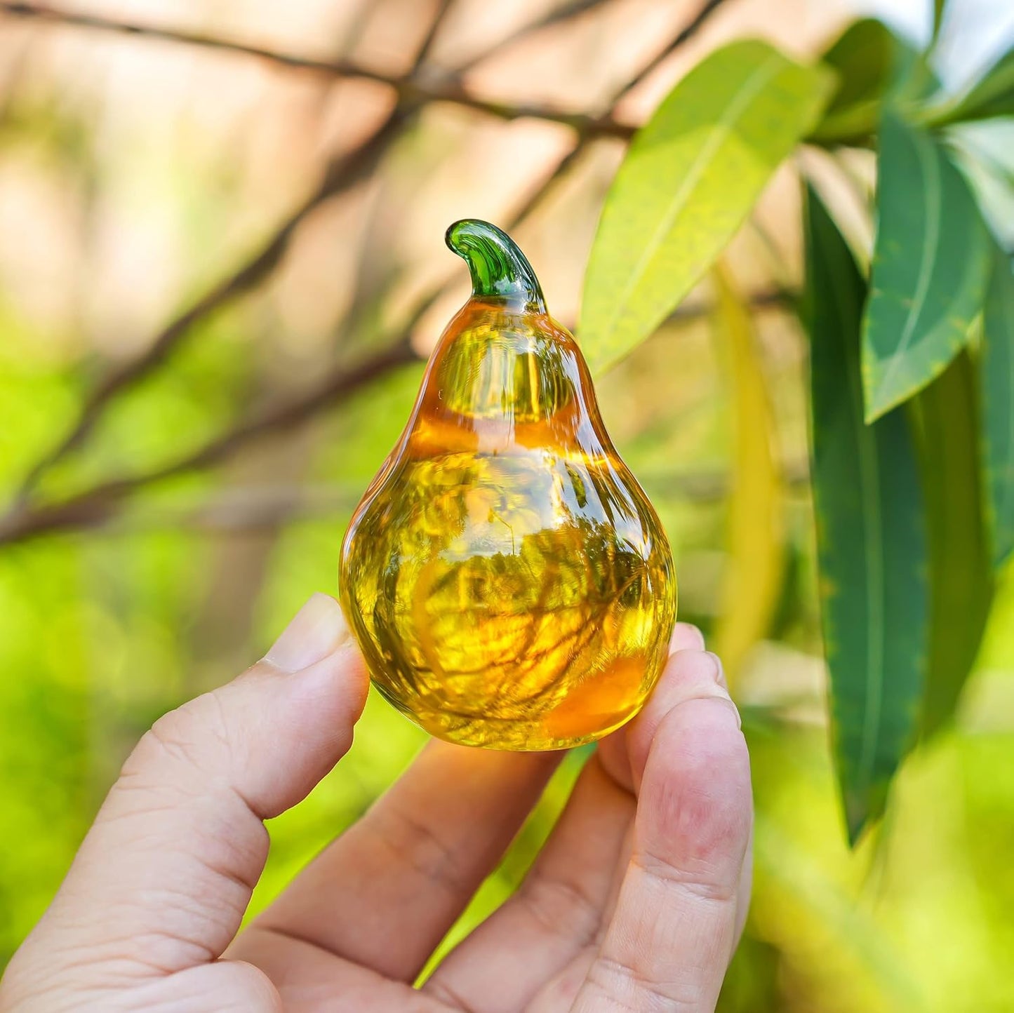 Skiennix Crystal Pear Figurines - Elegant Glass Fruit Decor for Office Tabletop Centerpiece | Perfect Gift for Mum