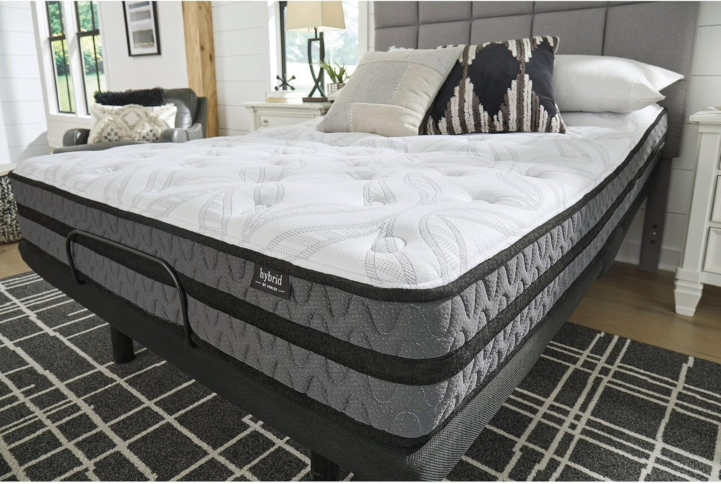 Signature Design by Ashley 10-Inch Hybrid Gel Memory Foam Mattress - Pressure Relief & Lumbar Support, Full Size