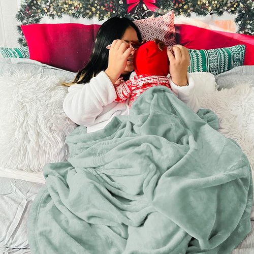Bedsure GentleSoft Fleece Bed Blanket - Soft, Lightweight, Plush Cozy Luxury in Sage Green | 84x90 Inches