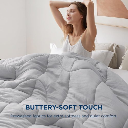 Bedsure Queen Comforter - Ultra-Soft Quilted Down Alternative Duvet Insert | Light Grey, 88x88 In