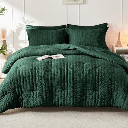 HYMOKEGE Emerald Green Twin XL Comforter Set Seersucker 5 Pieces, All Season Luxury Bed in a Bag for Bedroom, Bedding Set with Comforter, Sheets, Pillowcase & Sham