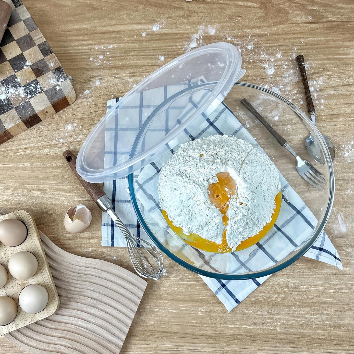 4.7QT Large Glass Mixing Bowl by [Brand Name] - Versatile Salad Bowl with White Lid for Sourdough & Kitchen Use