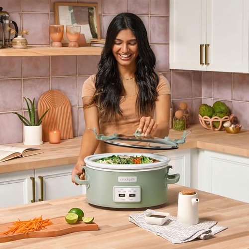 Crock-Pot 6Qt Programmable Slow Cooker - Locking Lid & Cook and Carry Design | Moonshine Green