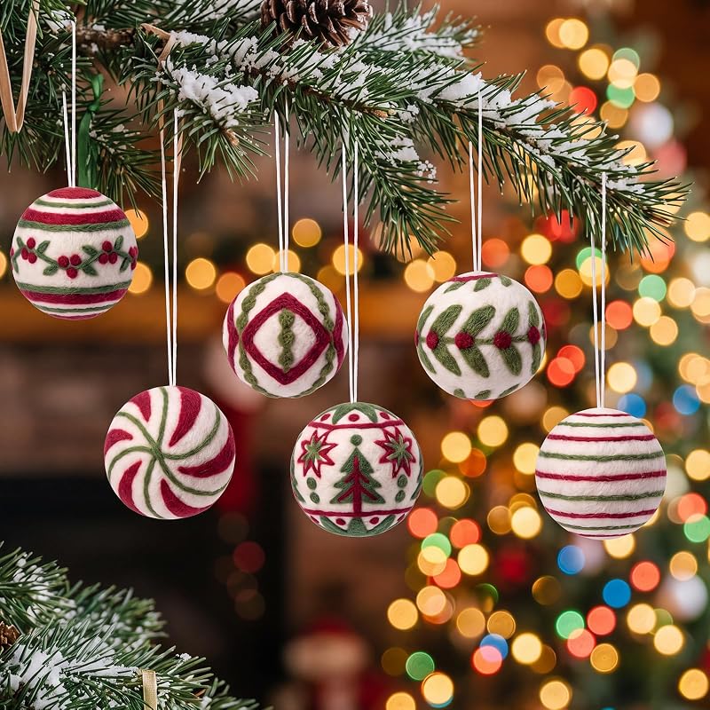 Felted Christmas Ball DIY Kit - 16 Colors, 16 Needles, 16 White Balls for Beginners