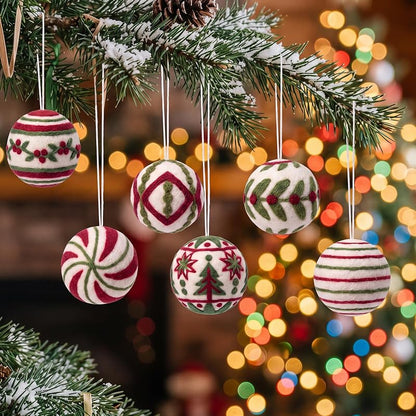 Felted Christmas Ball DIY Kit - 16 Colors, 16 Needles, 16 White Balls for Beginners