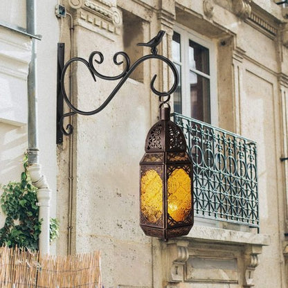 Lewondr Moroccan Style Metal Glass Candle Lantern - Portable Hanging Wind Lantern for Home & Garden - Copper & Yellow