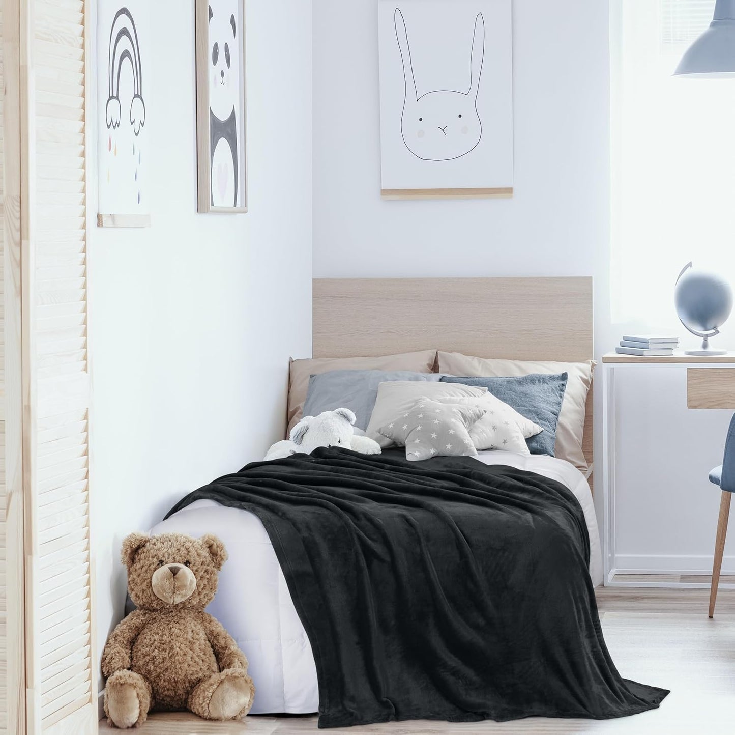 Utopia Bedding Fleece Blanket - Twin XL Size | Luxury Soft Microfiber, Anti-Static, Black (90x76 Inch)