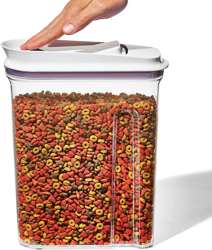 OXO Good Grips Pet Food Dispenser - Airtight 4.5 Qt Container | Holds Up to 4 lbs Dog or 3.5 lbs Cat Food | BPA Free