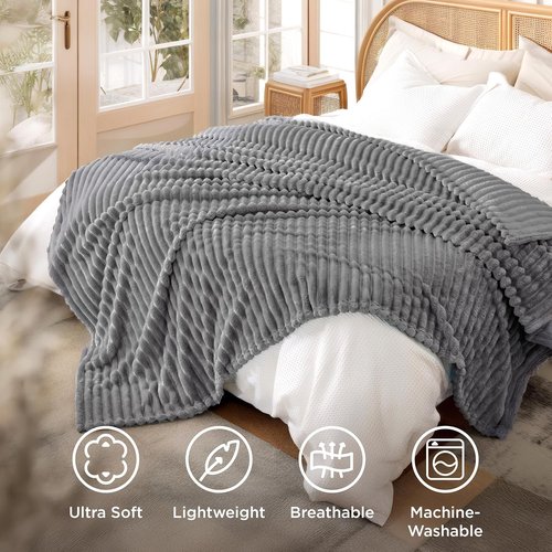 Bedsure GentleSoft Full Blanket - Cozy Frost Gray Throw for Bed, Perfect for Women & Girls, 84x90 Inches
