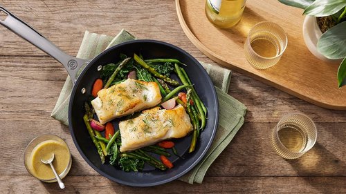 Le Creuset Non-Stick Ceramic Shallow Frying Pan - 8-Inch Durable Cookware for Easy Cooking
