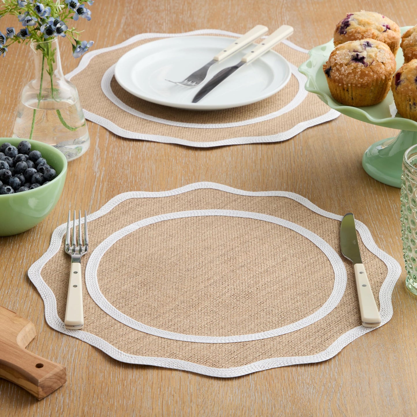MARTHA STEWART Hessian Textured Wedge Border Placemats 6-Pack Set, 100% Natural Jute & Burlap, Woven Scallop Border Placemat, Natural/White, 15”x15” Round
