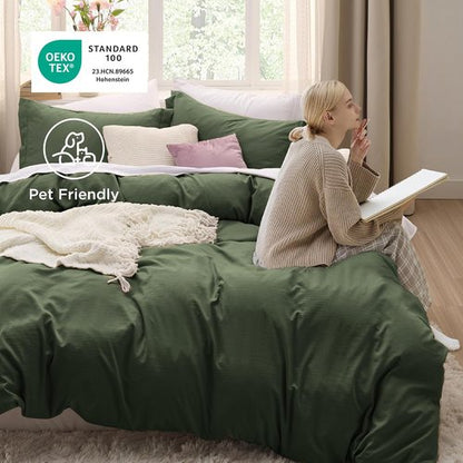 Bedsure Olive Green Duvet Cover Set - Extra Soft Prewashed Cotton-Like Polyester | Queen Size 3 Pieces, 90x90 Inches with Zipper Closure & 2 Pillow Shams