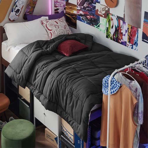 Bedsure Comforter Duvet Insert - Quilted Comforters Twin Size, All Season Duvet, GentleSoft Down Alternative Bedding, with 8 Tabs, Gifts for Women/Men, Black, Twin 88 x 68 Inches