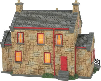 Department 56 Harry Potter Village Hogsmeade Station - Lit Building, 7 Inch, Multicolor Decor