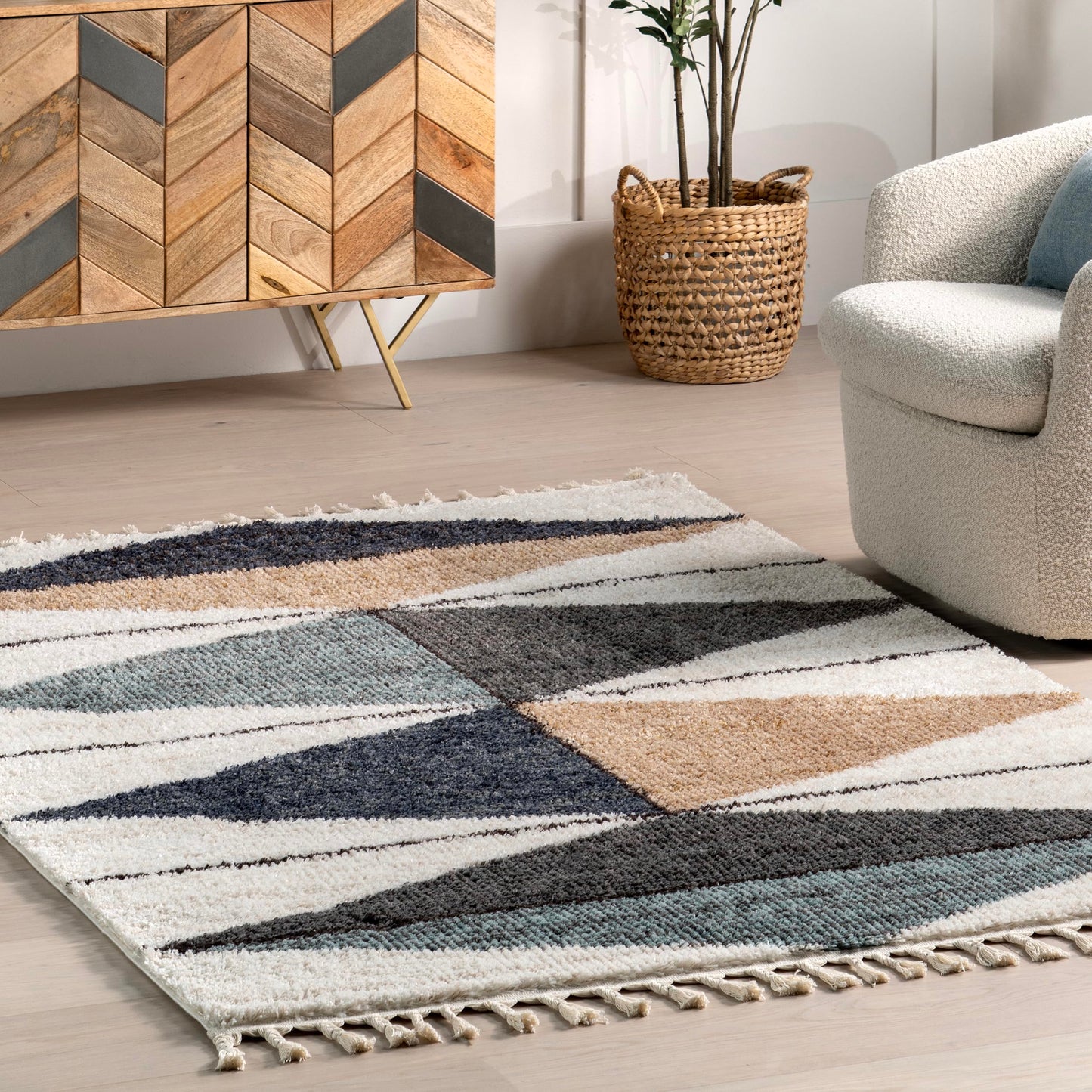 nuLOOM Kali Shaggy Diamond Tassel Clearance Area Rug, 4x6, Blue