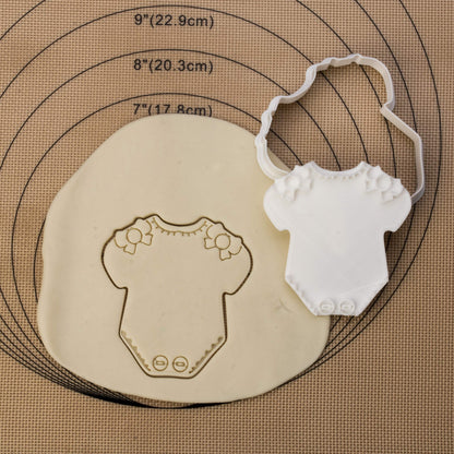 Mostop Baby Shower Cookie Cutter with Baby Onesie Stampers, Baby Shape Cake Mold Fondant Decorating Tools DIY Mold for Sugar Craft Baking Mould Kids' Birthday Party Kitchen Tools