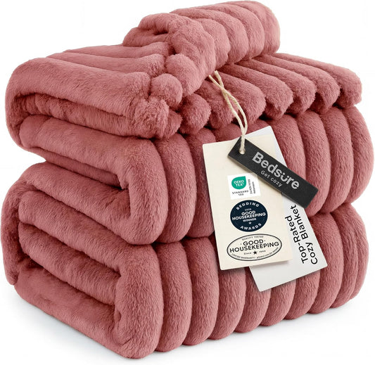 Bedsure GentleSoft King Blanket - Super Soft Dusty Pink Fleece for Cozy Comfort, 108x90 Inches