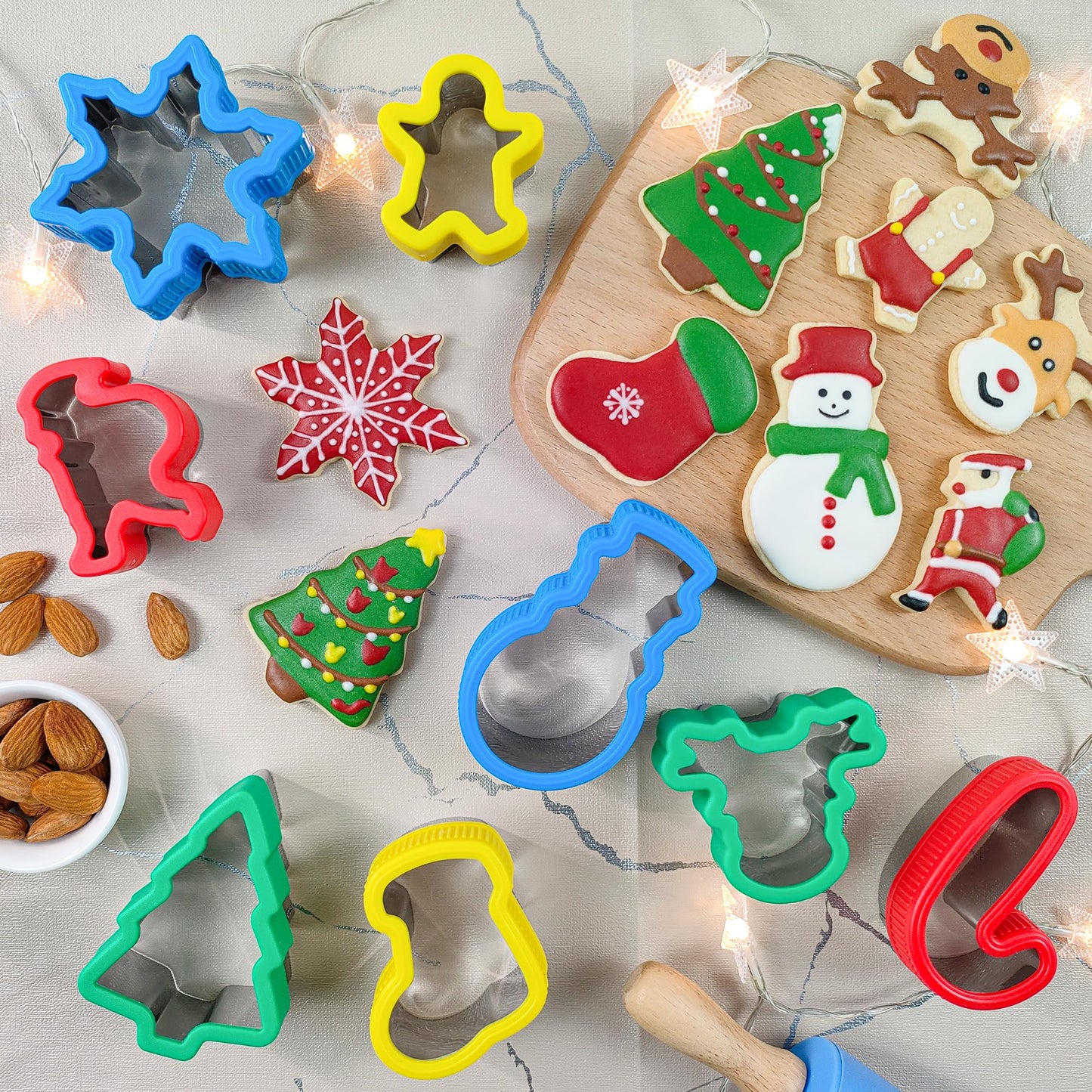 Christmas Cookie Cutters 8-Pc, Holiday Biscuit Cutters with Comfort Grip, Baking Cutter Molds, Holiday Decorative Party Supplies (Christmas-8Pcs)