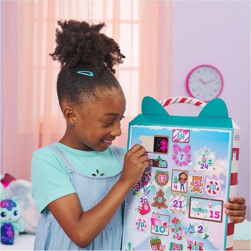 Gabby’s Dollhouse Advent Calendar 2023 - 24 Surprise Toys, Figures & Accessories for Kids Ages 3+