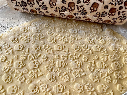 Skull Roses Embossed Rolling Pin – Beech Wood Dough Roller (7.9" Embossing Surface) - Halloween Cookie Stamp (Variation: Skull Roses)