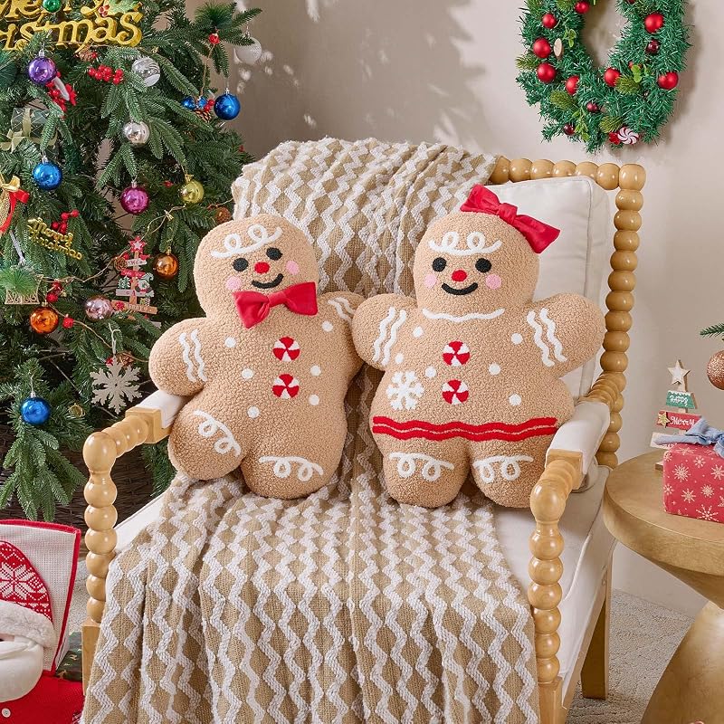 Lanpn 2-Pack Christmas Gingerbread Man Throw Pillows - Boy & Girl, 18.3'' x 15.2'' & 18.5'' x 16.3'', Soft Fleece Sherpa Xmas Decor