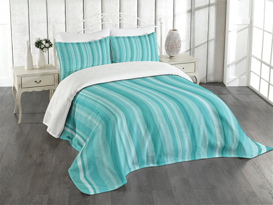 Ambesonne Aqua Bedspread Set, Abstract Ocean Inspired Palette Lines Geometrical Image Illustration, 3 Piece Decorative Bedding Coverlet and 2 Pillow Shams, King Size, Turquoise Pale Blue