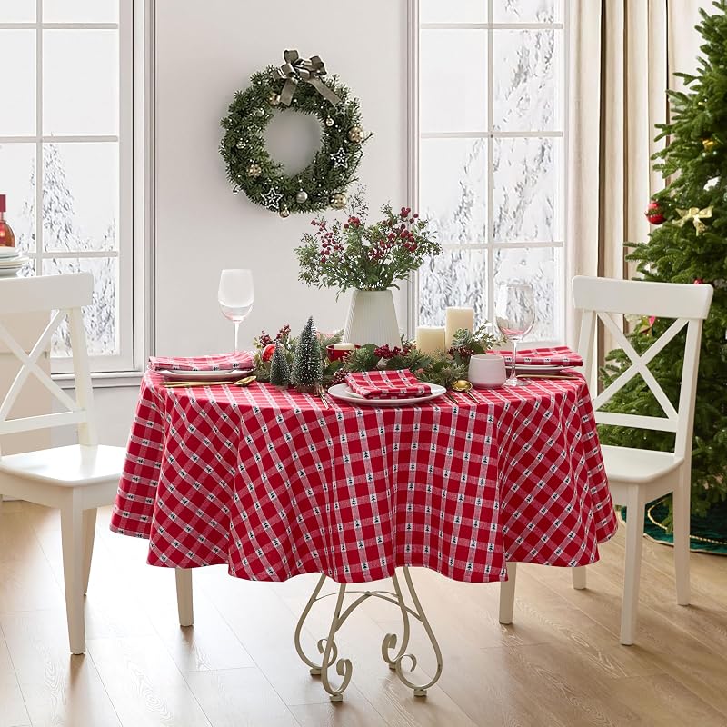 70" Round Christmas Tablecloth with Little Christmas Trees, Cotton Plaid – Lintex