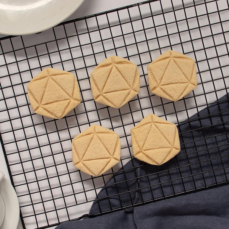 Icosahedron Cookie Cutter, 6.5x7.4 cm – 5 mm Dough Thickness, Bakerlogy