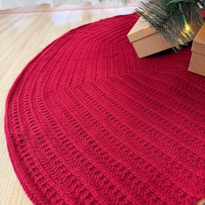 72-Inch Rib Knit Christmas Tree Skirt with Oak Buttons - Burgundy (Variation: Burgundy+72-Inch)