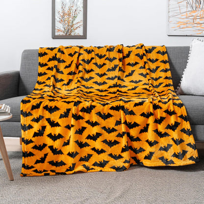 PAVILIA Halloween Throw Blanket - Soft Plush Fleece for Couch | Warm Black Bat Design, 50x60