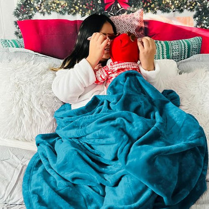 Bedsure Teal Blue Fleece Blanket - Soft, Lightweight 300GSM Plush Throw for Bed, Sofa, Travel, Camping 50x70