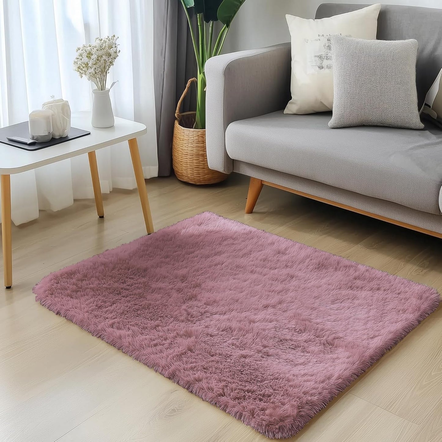 OLANLY Soft Fluffy Shaggy Bedside Rug - Machine Washable 2x3 Entryway Carpet in Blush for Kids' Rooms