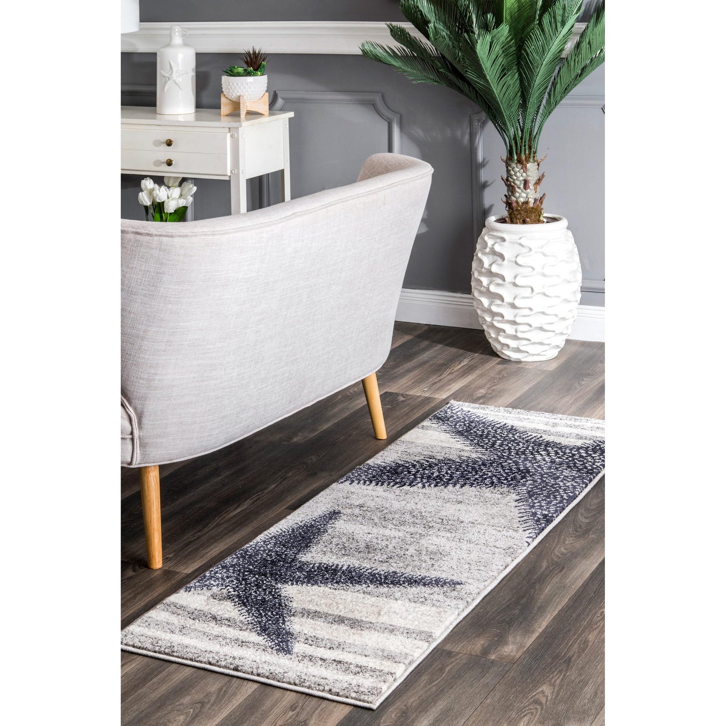 nuLOOM Thomas Paul Starfish and Striped Runner Rug, 2' 6" x 10', Grey