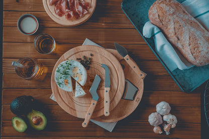 PICNIC TIME Star Wars Mandalorian Grogu Circo Cheese Board and Knife Set, Charcuterie Board Set, Wood Cutting Board, (Parawood)