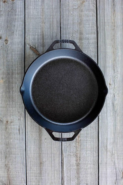 Lodge Cast Iron Frying Pan - Seasoned Dual Handle Design - Even Heat Distribution - 12 Inch, PFAS-Free